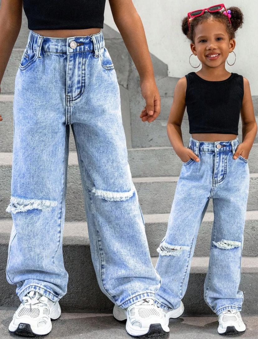 Young Girls Ripped Straight Leg Jeans