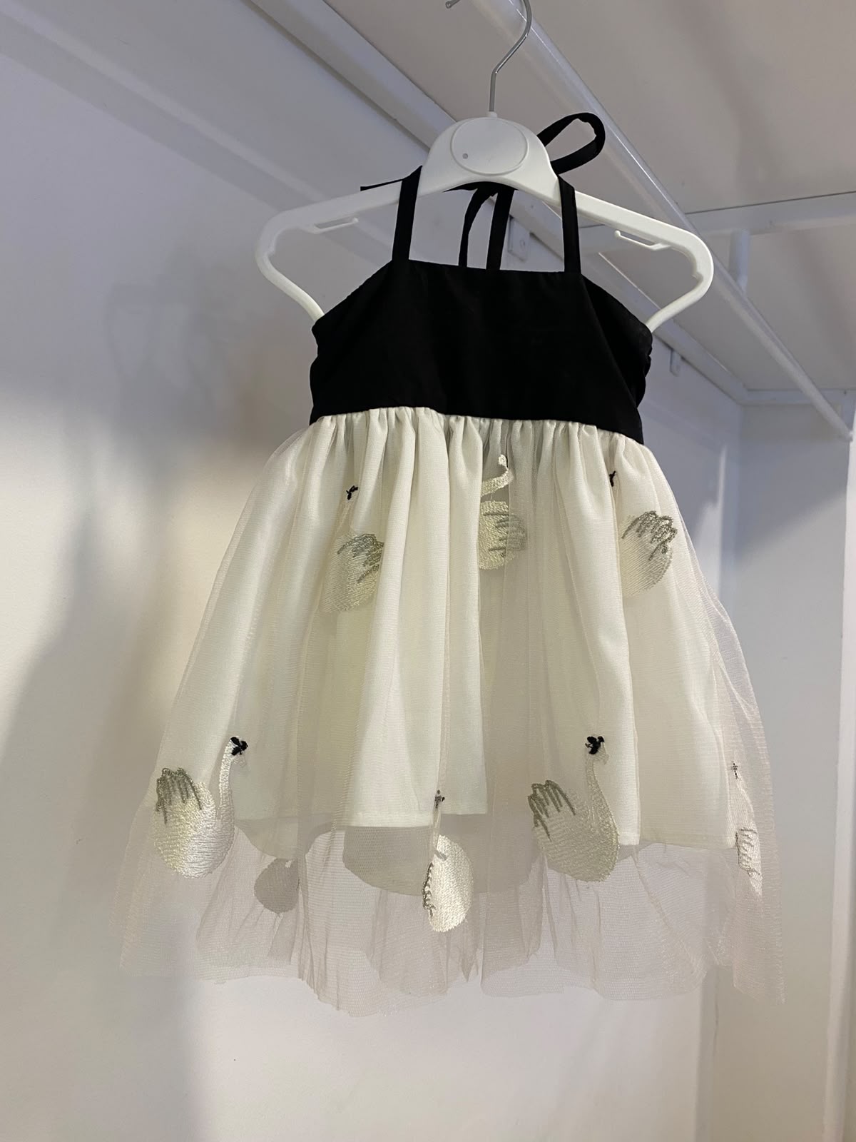 Shells Black & White Swan Dress | 6M
