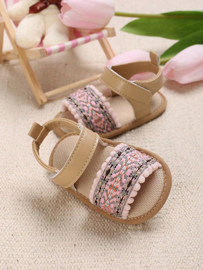 Pom Pom sandals