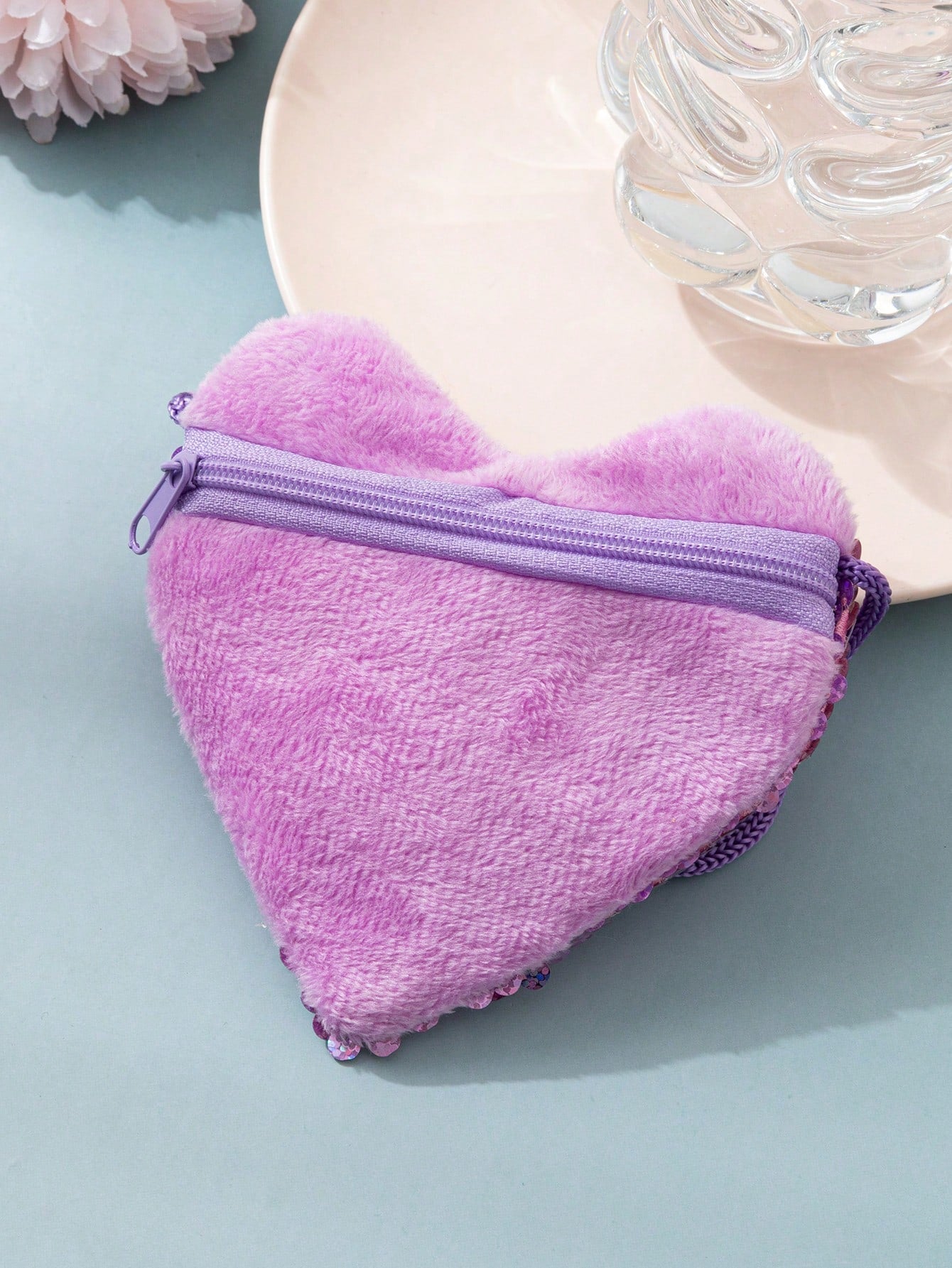 Heart-shaped glitter coin purse