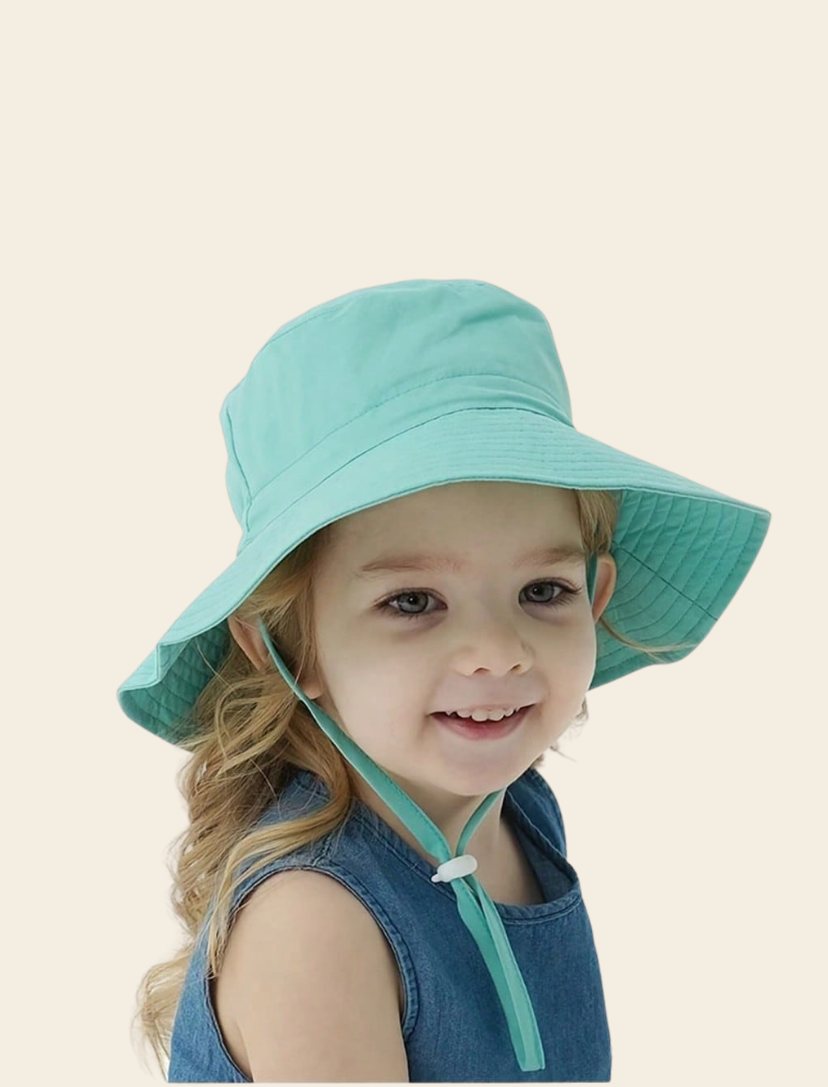 Wide brim bucket hat