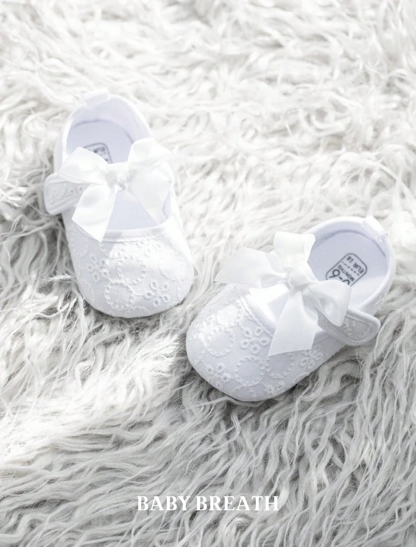 New Born White Shoes with Bows