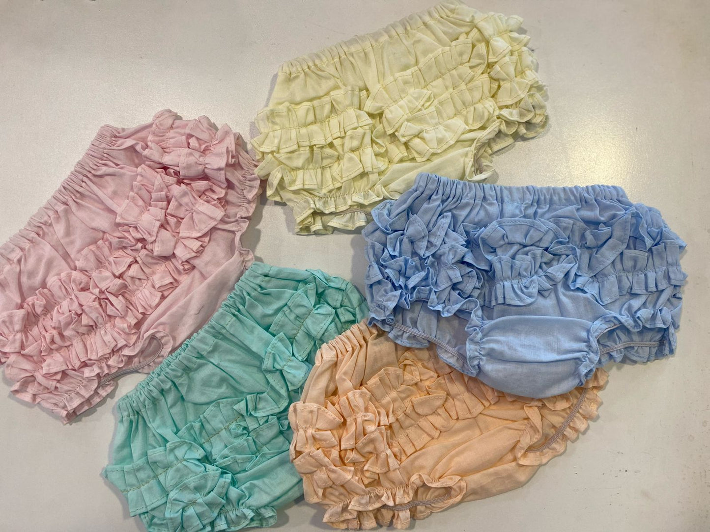 Frill Boomers