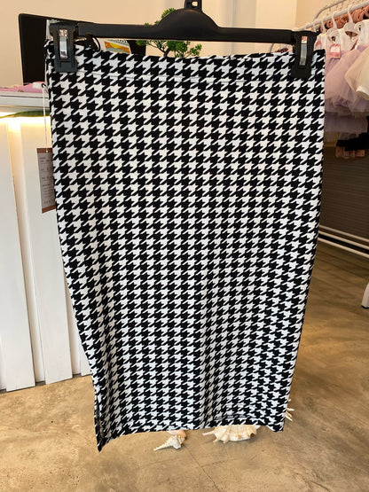 Houndstooth Skirt