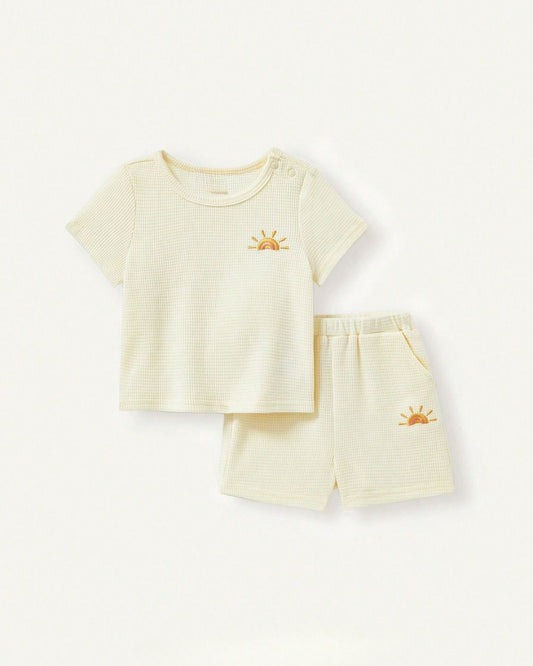 New Born Sun Embroidered Tee & Short Set | 0-1M