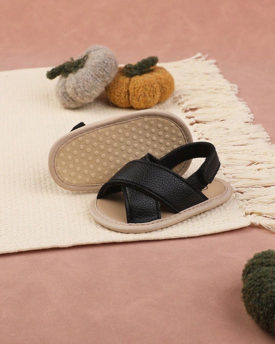 Solid Color Pu Hook &  Loop Design Flat Sandals