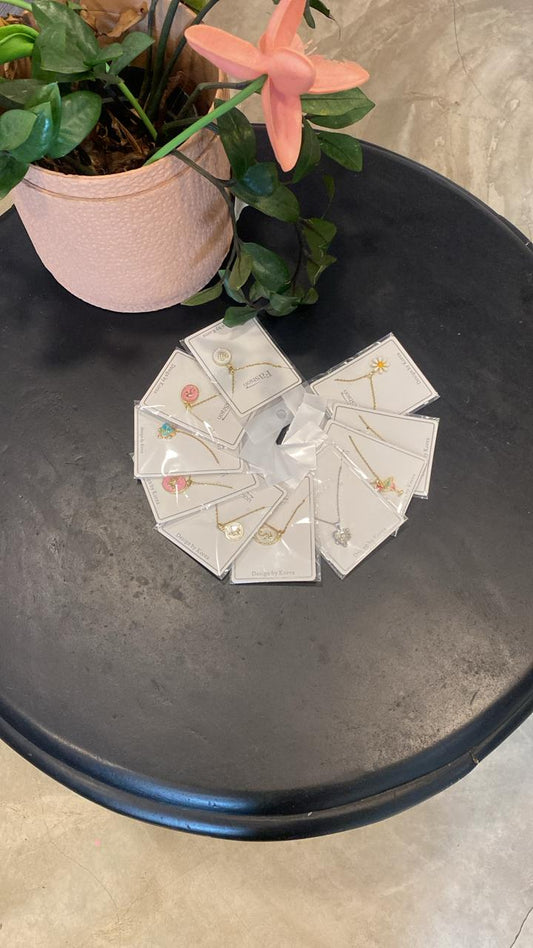 Bee Free Chain With Pendants