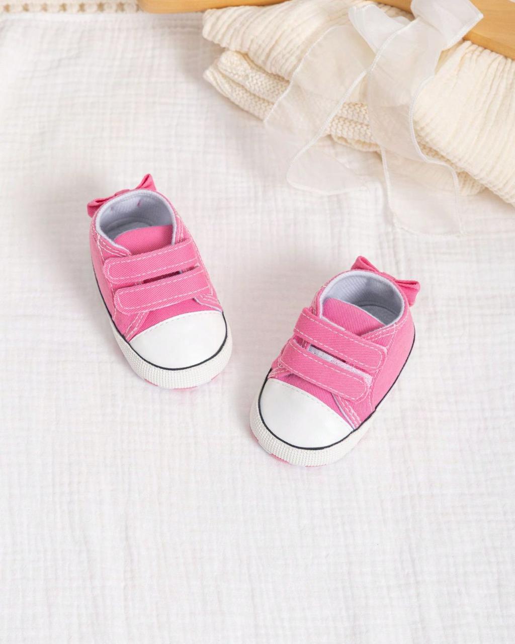 BB Cute Bowknot Design Velcro Straps Classic Shoes