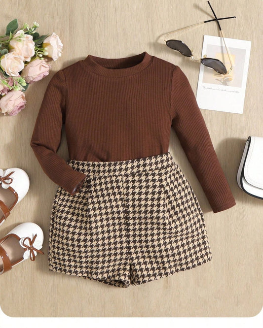Baby Girls Rib-Knit Top & Houndstooth Plicated Detail Shorts Set | 6M - 3Y