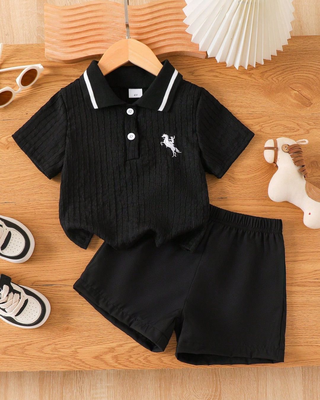 Young Boys Casual Horse Embroidery Pleated Knit Short Sleeve Polo Shirt & Shorts Set | 5Y - 7Y