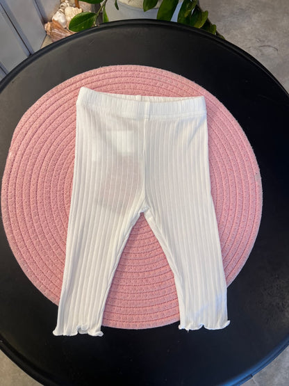 Baby Girls Ribbed Textured Elastic Waist Ruffle Hem Skinny Pants | 3M - 3Y