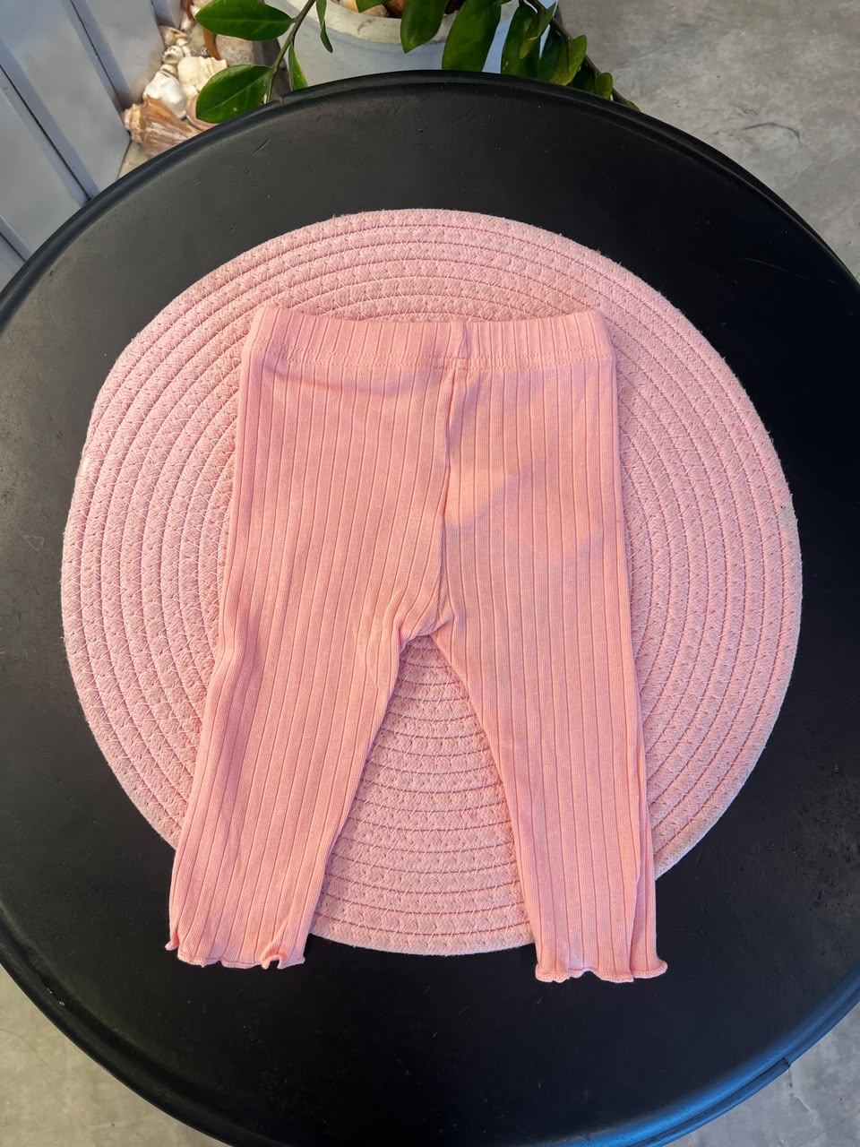 Baby Girls Ribbed Textured Elastic Waist Ruffle Hem Skinny Pants | 3M - 3Y