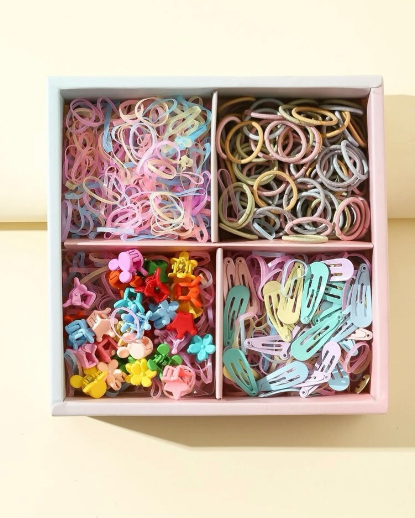 Boxed girl hair accessory set