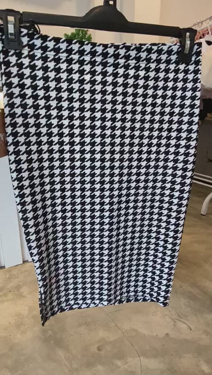 Houndstooth Skirt